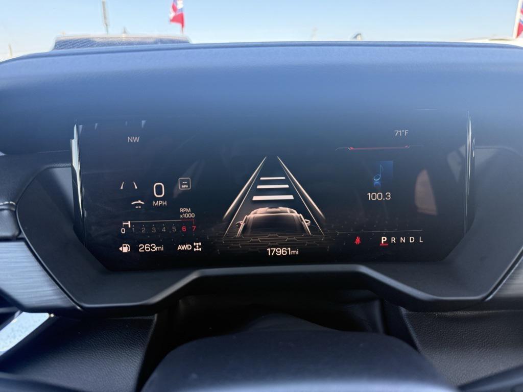 used 2024 GMC Acadia car, priced at $38,495