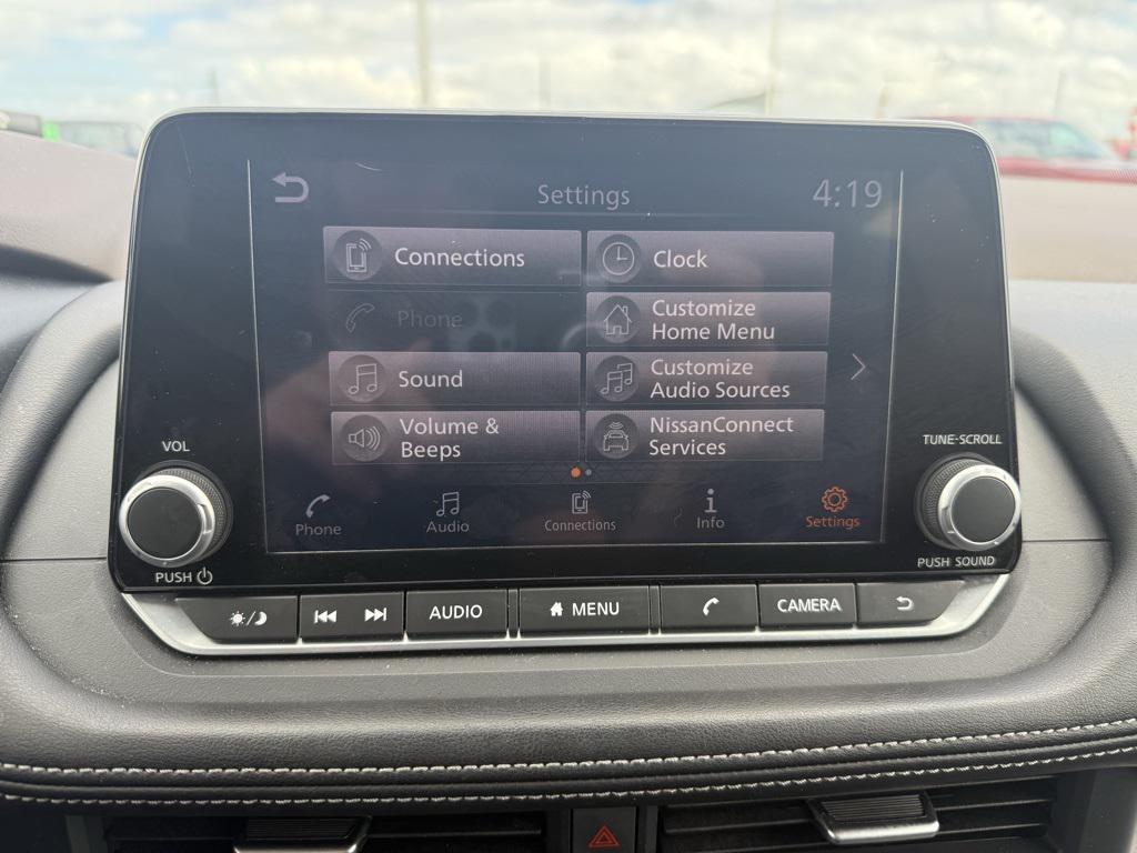 used 2023 Nissan Rogue car, priced at $22,999