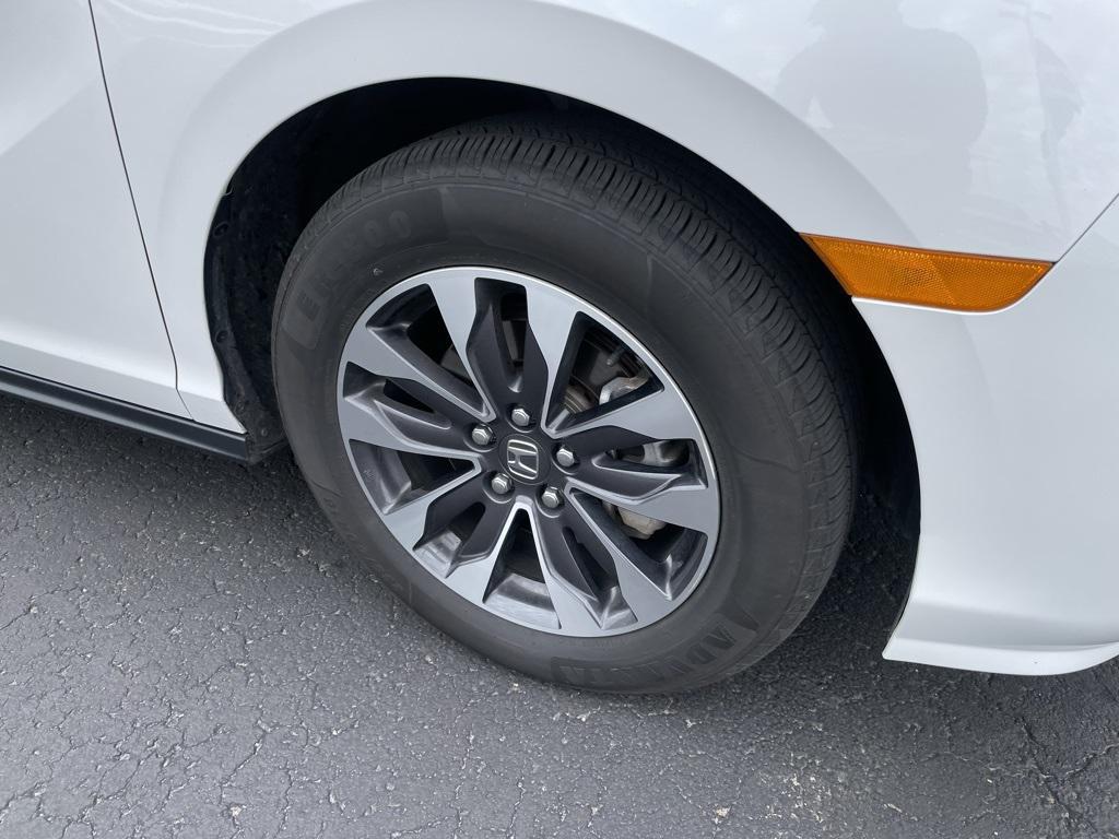 used 2024 Honda Odyssey car, priced at $34,999