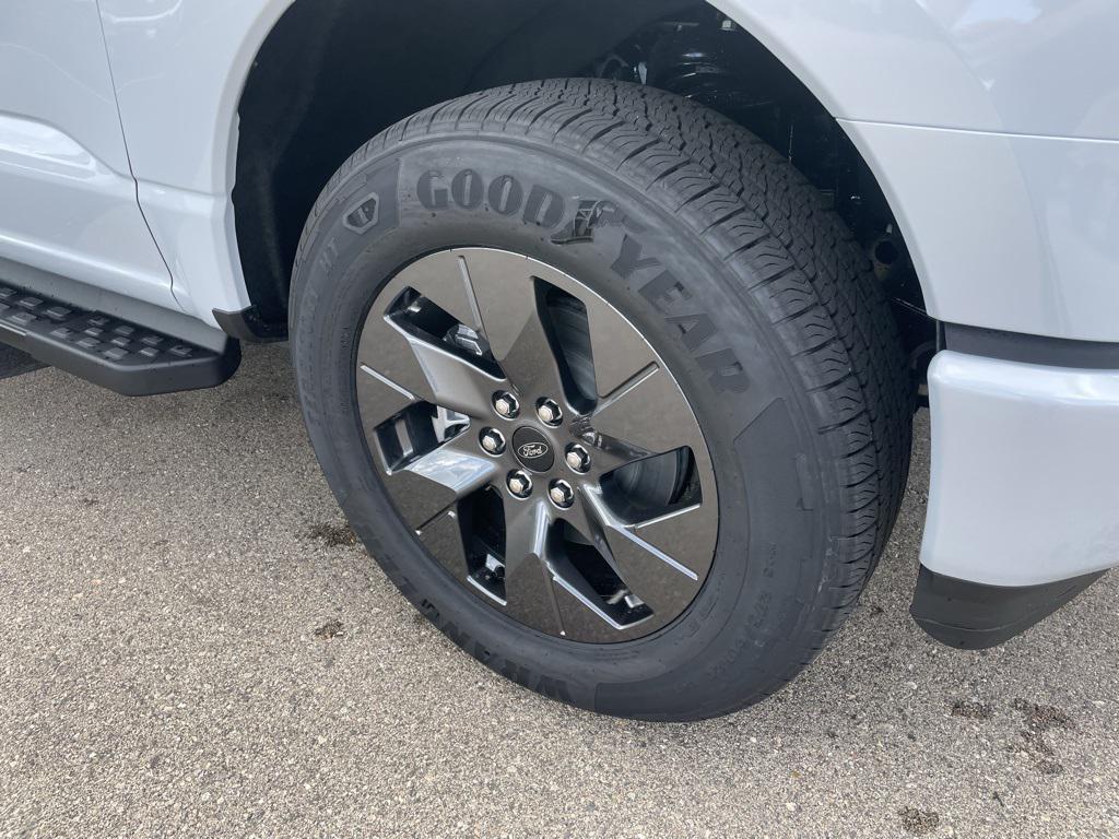 new 2025 Ford F-150 Lightning car, priced at $64,525