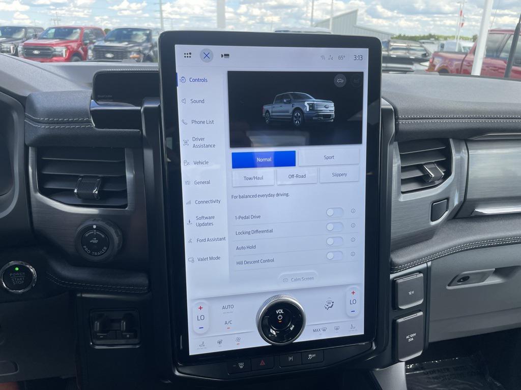 new 2025 Ford F-150 Lightning car, priced at $64,525