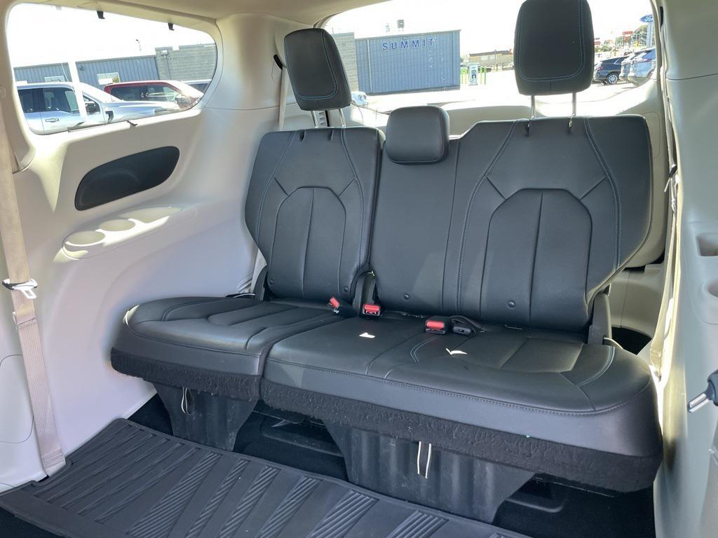 used 2021 Chrysler Pacifica car, priced at $24,999