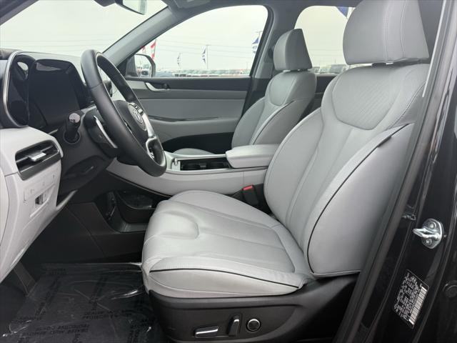 used 2025 Hyundai Palisade car, priced at $37,999