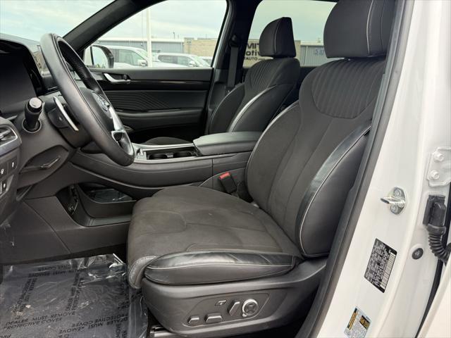 used 2024 Hyundai Palisade car, priced at $42,999