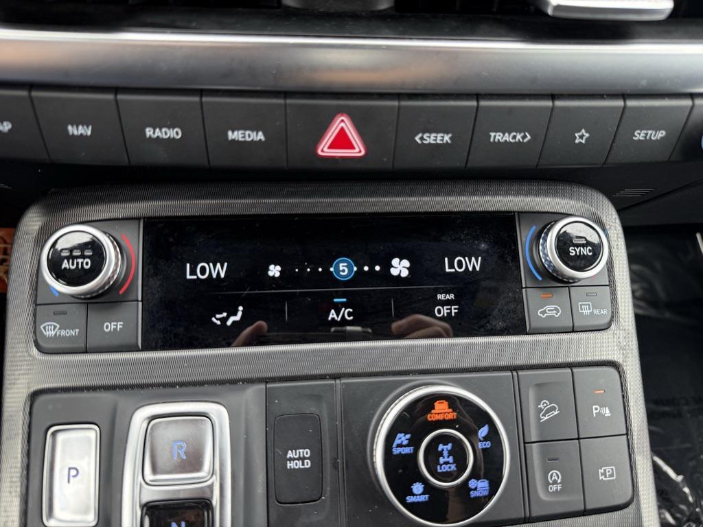 used 2024 Hyundai Palisade car, priced at $42,999