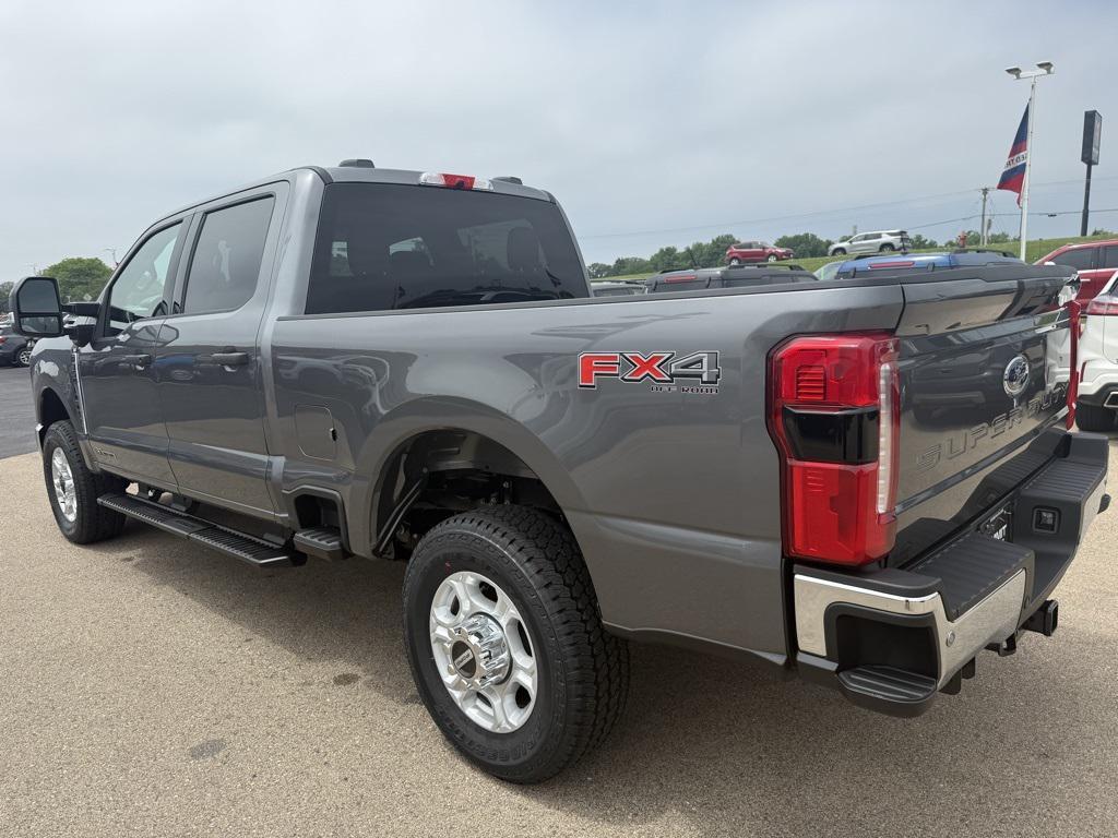 new 2025 Ford F-350 car, priced at $69,944