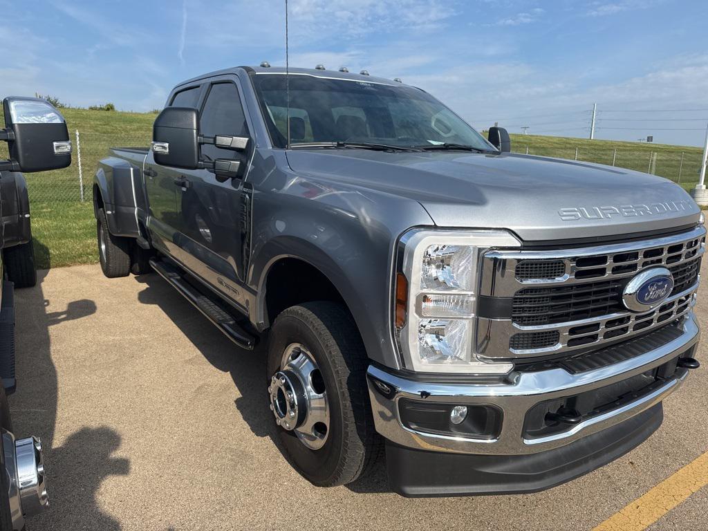 used 2024 Ford F-350 car