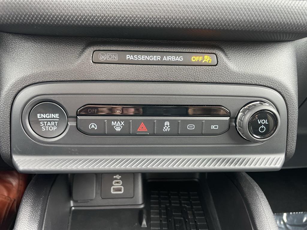 new 2025 Ford Bronco Sport car, priced at $29,719