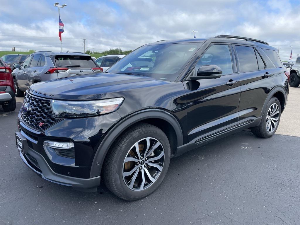 used 2021 Ford Explorer car