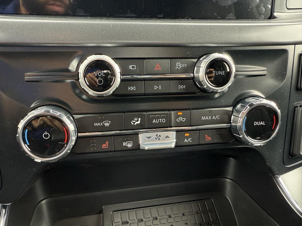 new 2025 Ford F-150 car, priced at $59,532