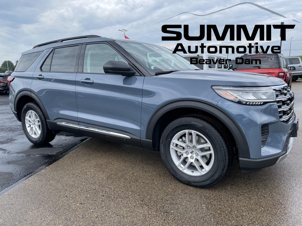 new 2025 Ford Explorer car, priced at $40,748