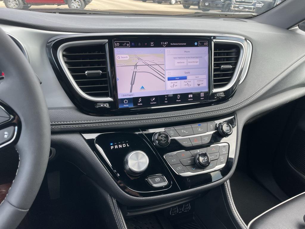 used 2025 Chrysler Pacifica car, priced at $39,999