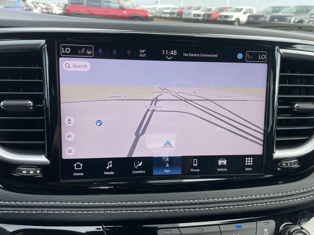 used 2025 Chrysler Pacifica car, priced at $39,999