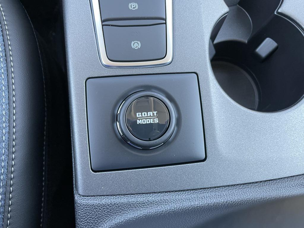 new 2025 Ford Bronco Sport car, priced at $33,331