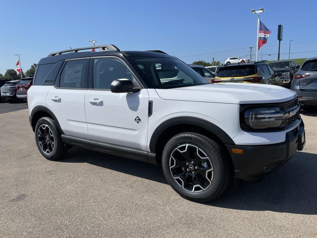 new 2025 Ford Bronco Sport car, priced at $33,331