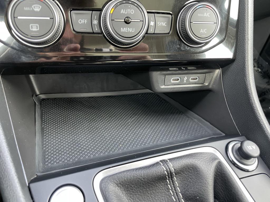 used 2024 Volkswagen Jetta car, priced at $18,999