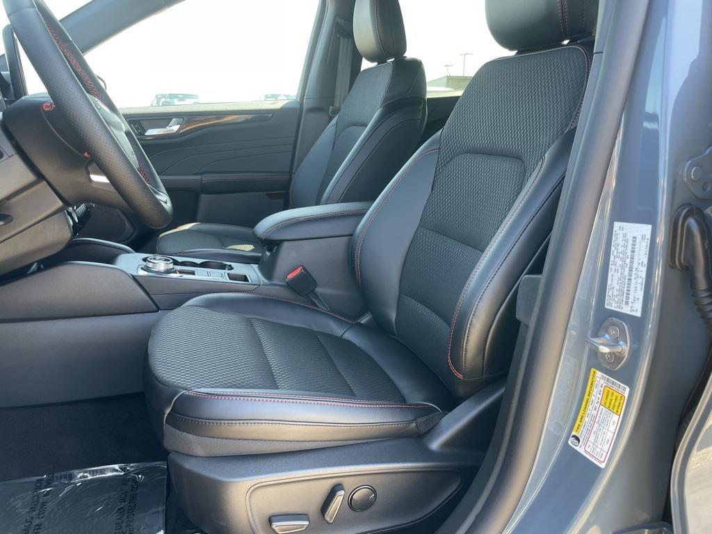 new 2025 Ford Escape car, priced at $29,494