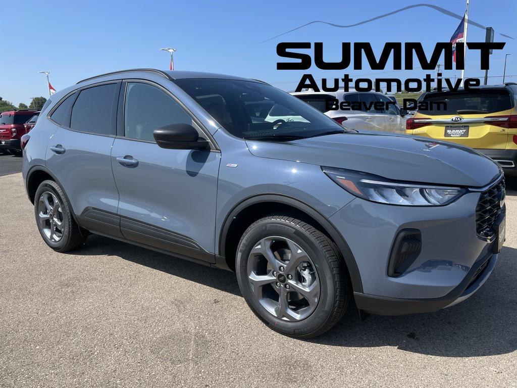 new 2025 Ford Escape car, priced at $29,494