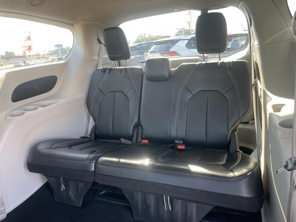 used 2024 Chrysler Pacifica car, priced at $29,999