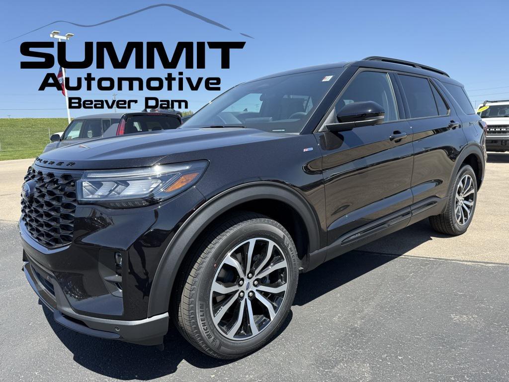 new 2025 Ford Explorer car, priced at $44,477