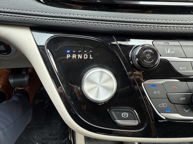 used 2023 Chrysler Pacifica Hybrid car, priced at $25,999