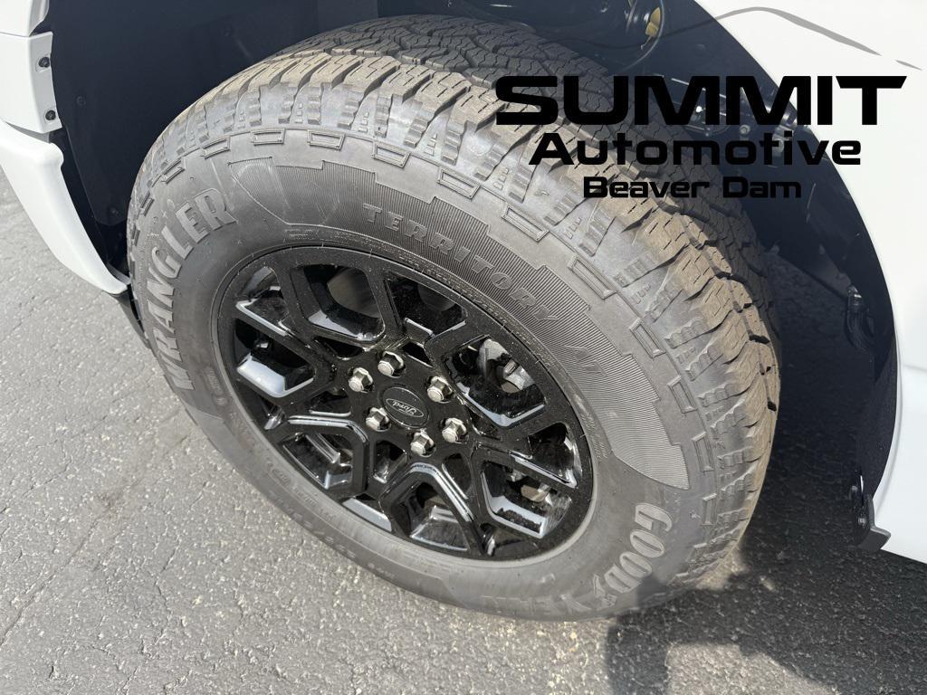 new 2025 Ford F-150 car, priced at $55,371