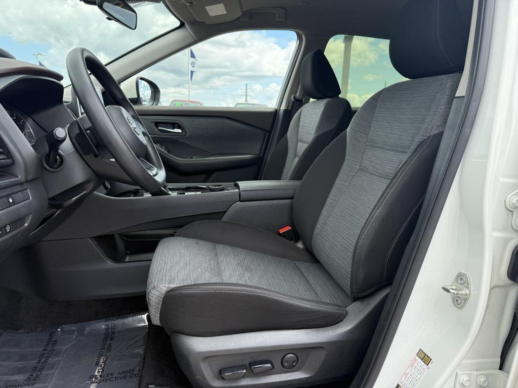 used 2023 Nissan Rogue car, priced at $21,999