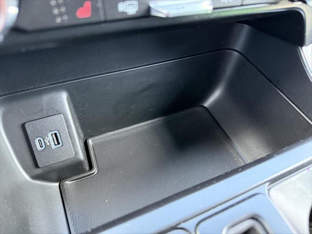 used 2022 Ford F-150 car, priced at $41,999