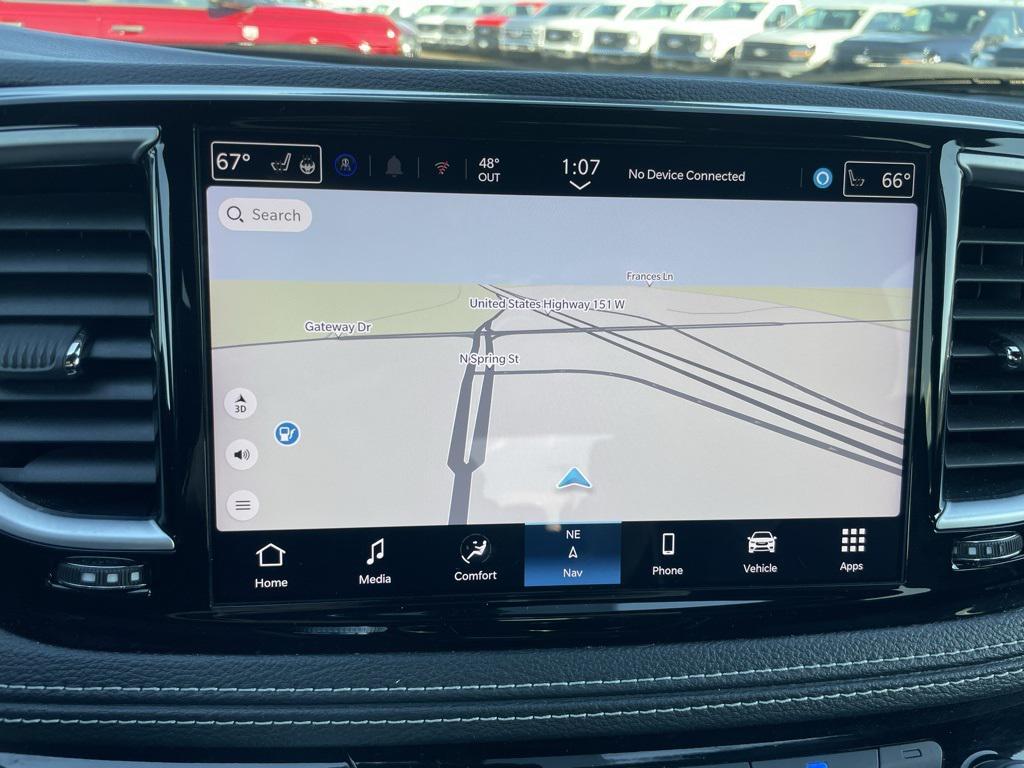 used 2025 Chrysler Pacifica car, priced at $38,999