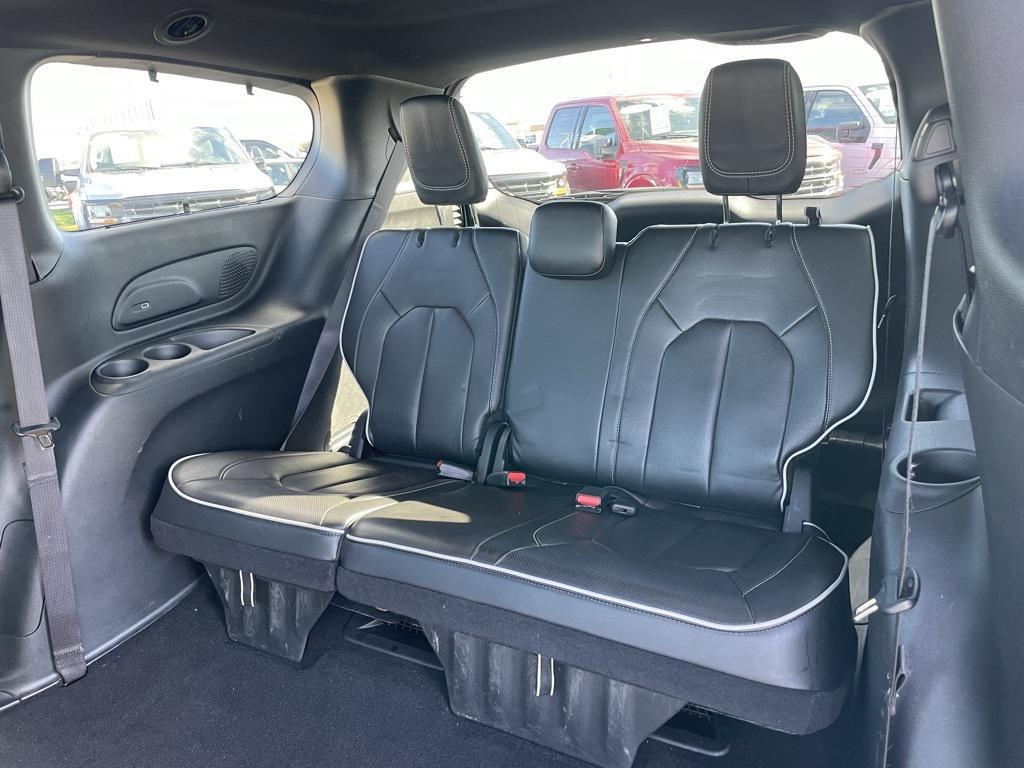 used 2025 Chrysler Pacifica car, priced at $38,999