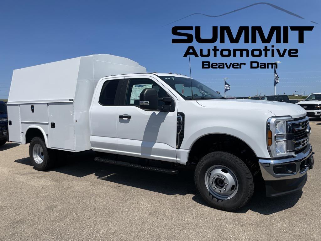 new 2025 Ford F-350 car, priced at $89,691