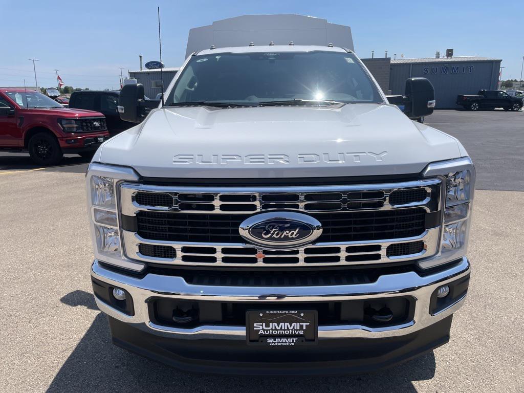 new 2025 Ford F-350 car, priced at $89,691