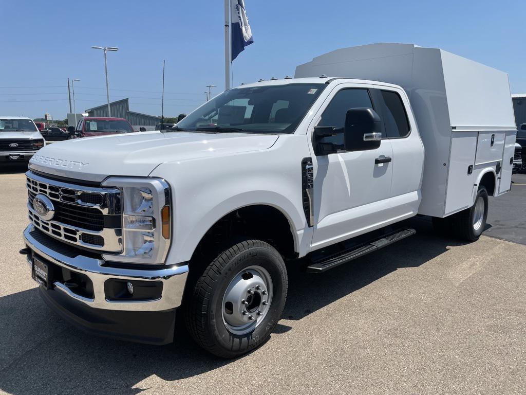 new 2025 Ford F-350 car, priced at $89,691