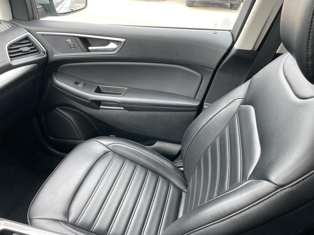 used 2023 Ford Edge car, priced at $22,000