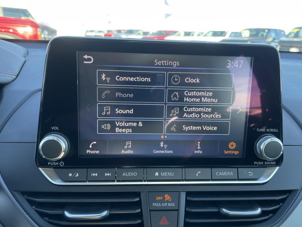 used 2024 Nissan Altima car, priced at $20,999