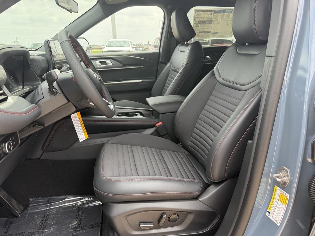 new 2025 Ford Explorer car, priced at $46,479