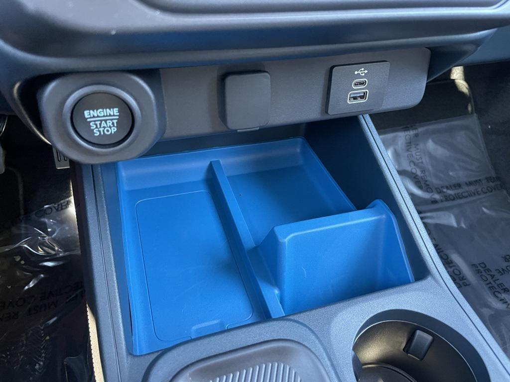 new 2025 Ford Maverick car, priced at $33,987