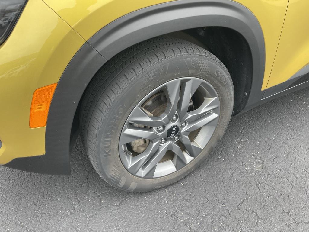 used 2021 Kia Seltos car