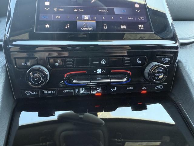 used 2024 Jeep Grand Cherokee L car