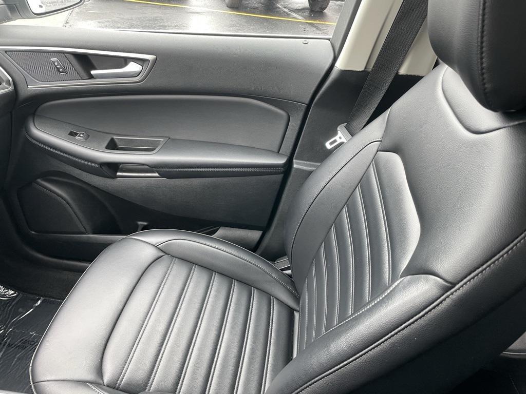 used 2023 Ford Edge car, priced at $23,000