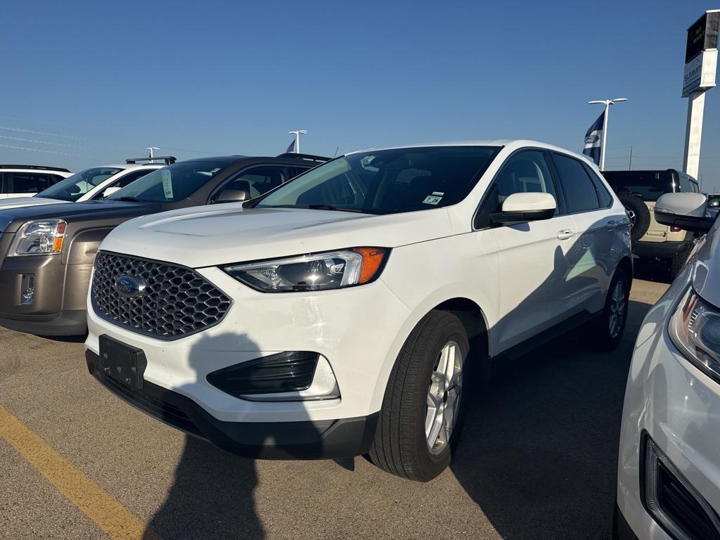 used 2023 Ford Edge car