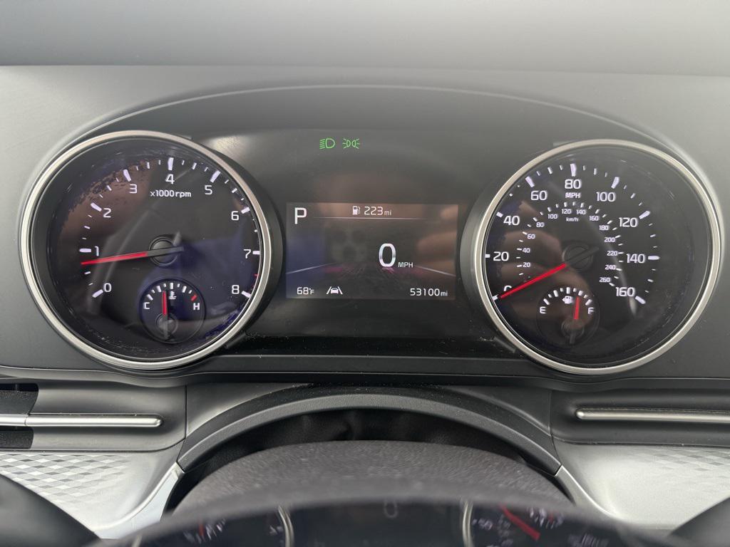 used 2024 Kia Carnival car, priced at $29,993