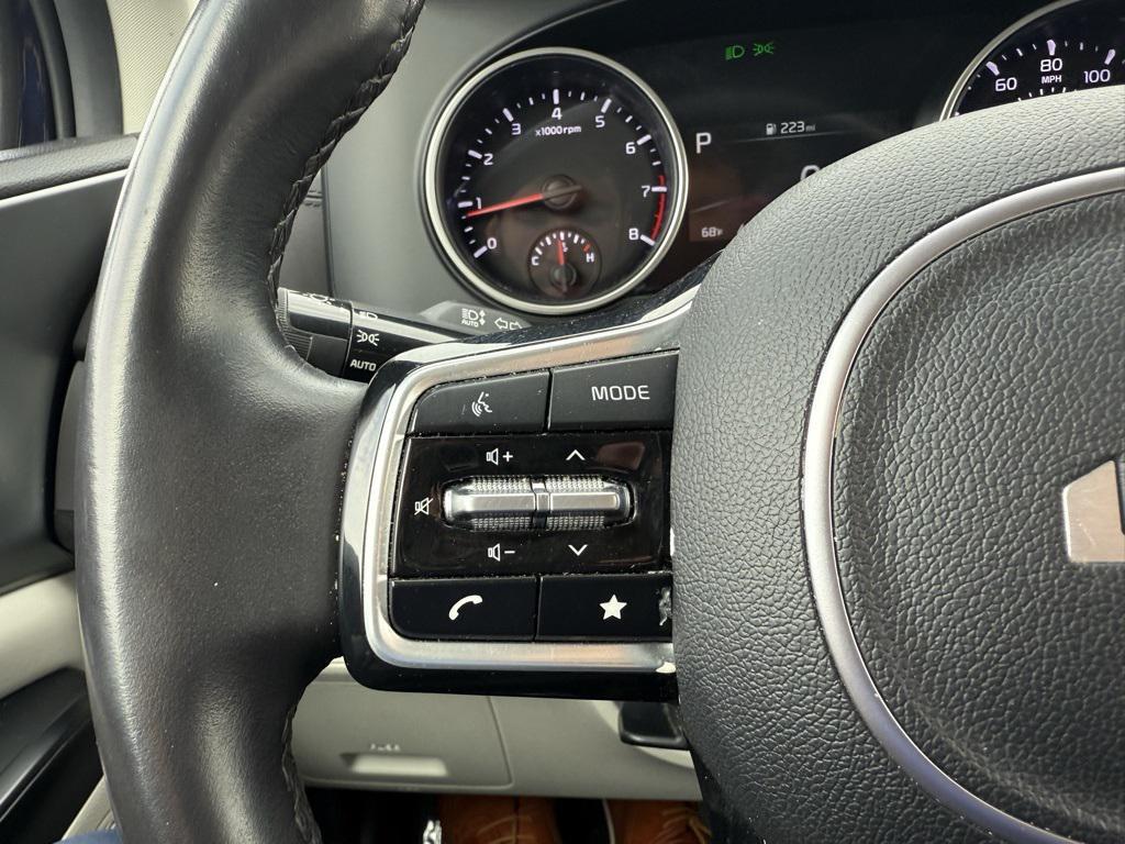 used 2024 Kia Carnival car, priced at $29,993