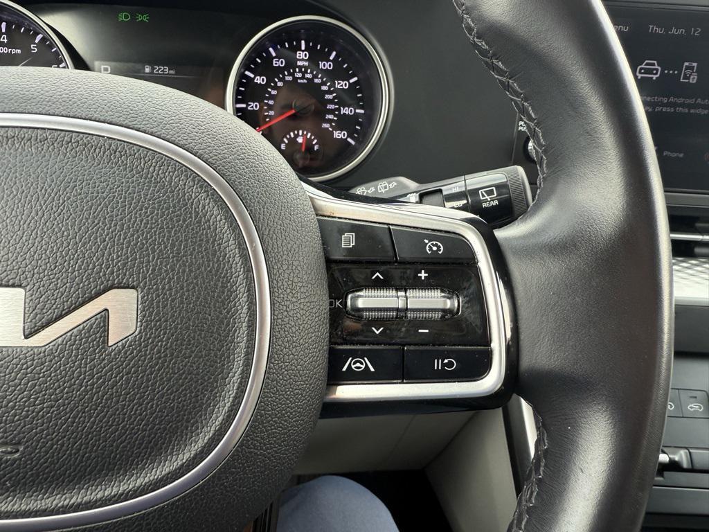 used 2024 Kia Carnival car, priced at $29,993