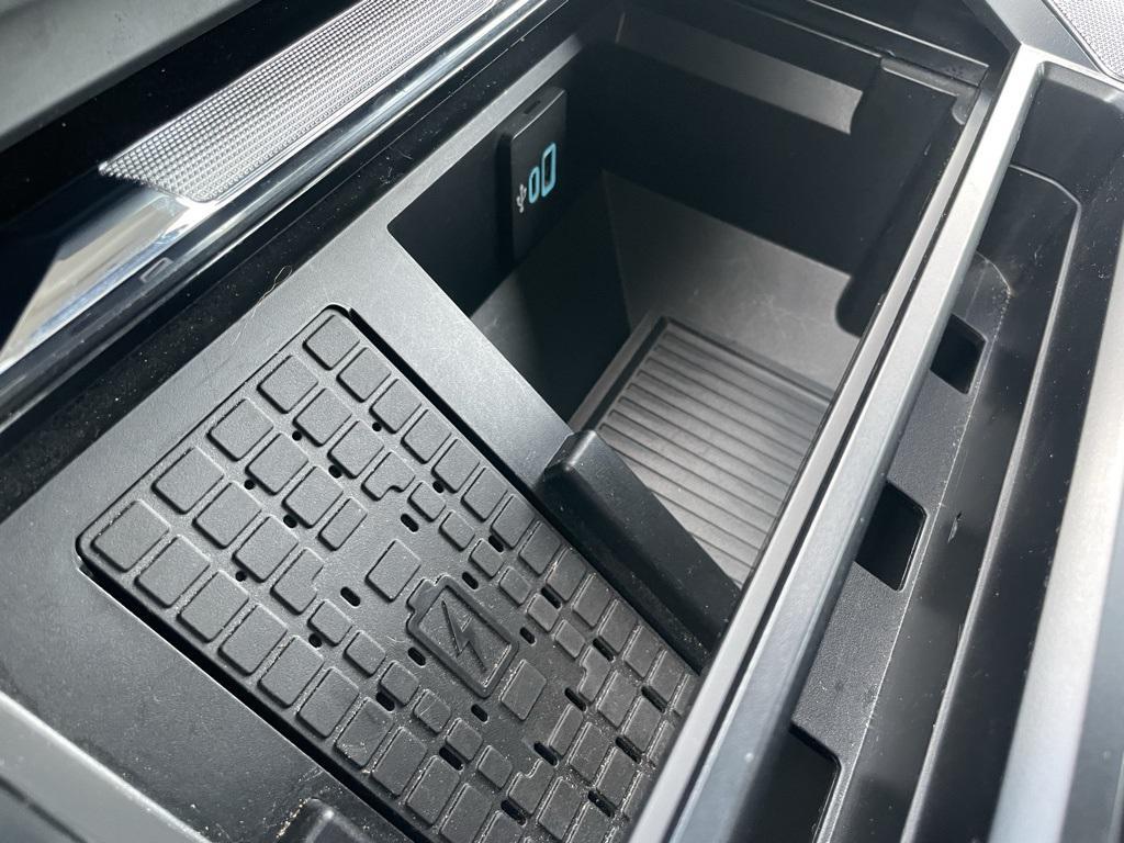 used 2024 Ford F-250 car, priced at $75,999