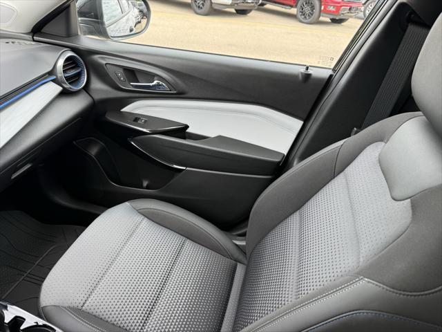 used 2024 Chevrolet Trax car, priced at $20,999