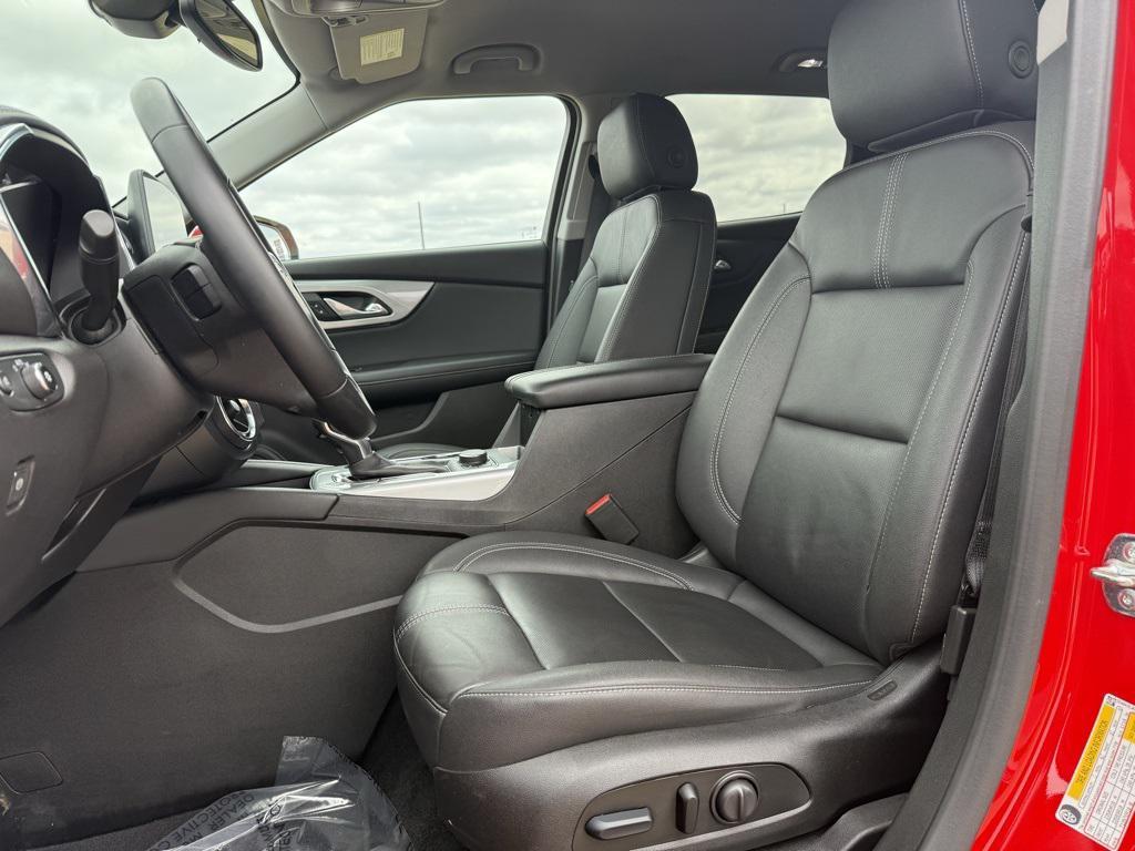 used 2024 Chevrolet Blazer car, priced at $33,992