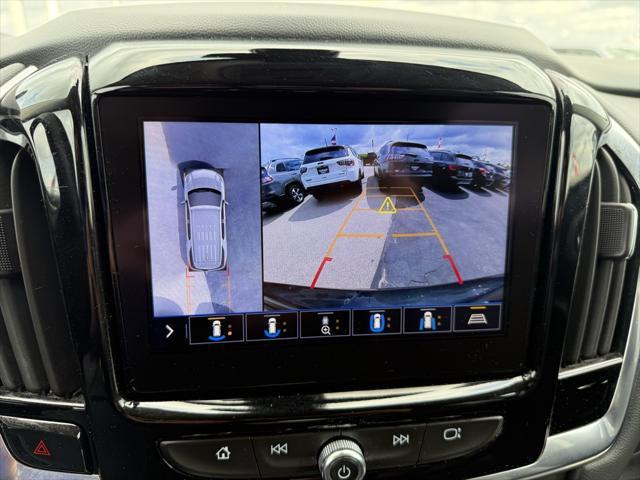 used 2021 Chevrolet Traverse car, priced at $21,999