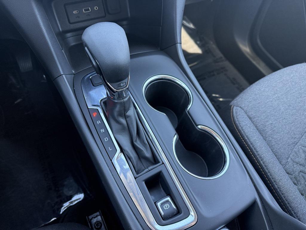 used 2023 Chevrolet Equinox car, priced at $21,492