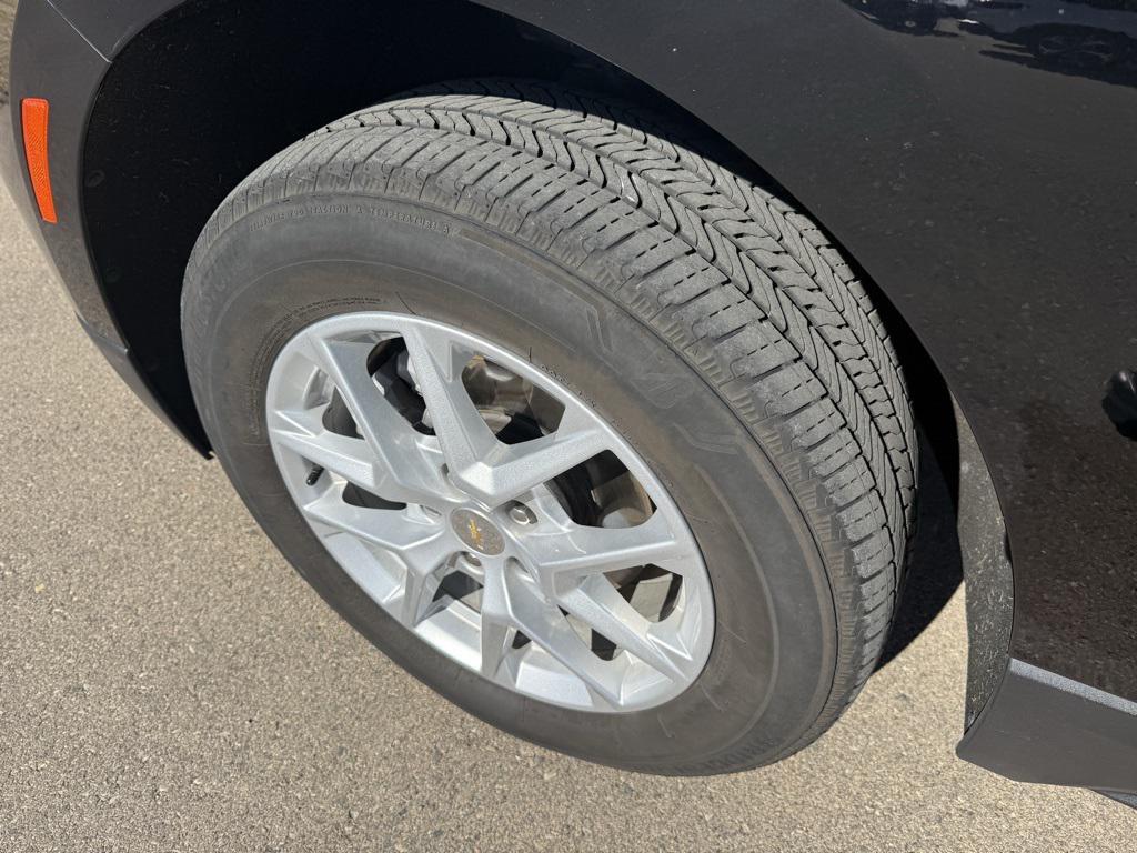 used 2023 Chevrolet Equinox car, priced at $21,492